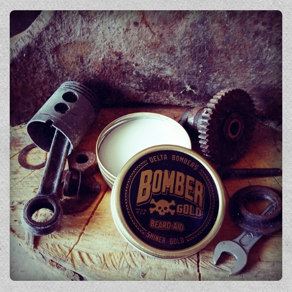 Baume à barbe Shiner Gold édition limitée Delta Bombers