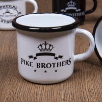 Tasse rétro émaillée Pike Brothers.